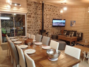 Lama-Gîte-des-Puys chalet écologique à 30km des pistes, visite aux lamas Charge VE